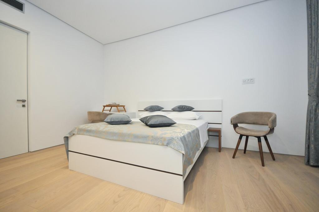 Duklej Apartment Lux Budva Eksteriør billede
