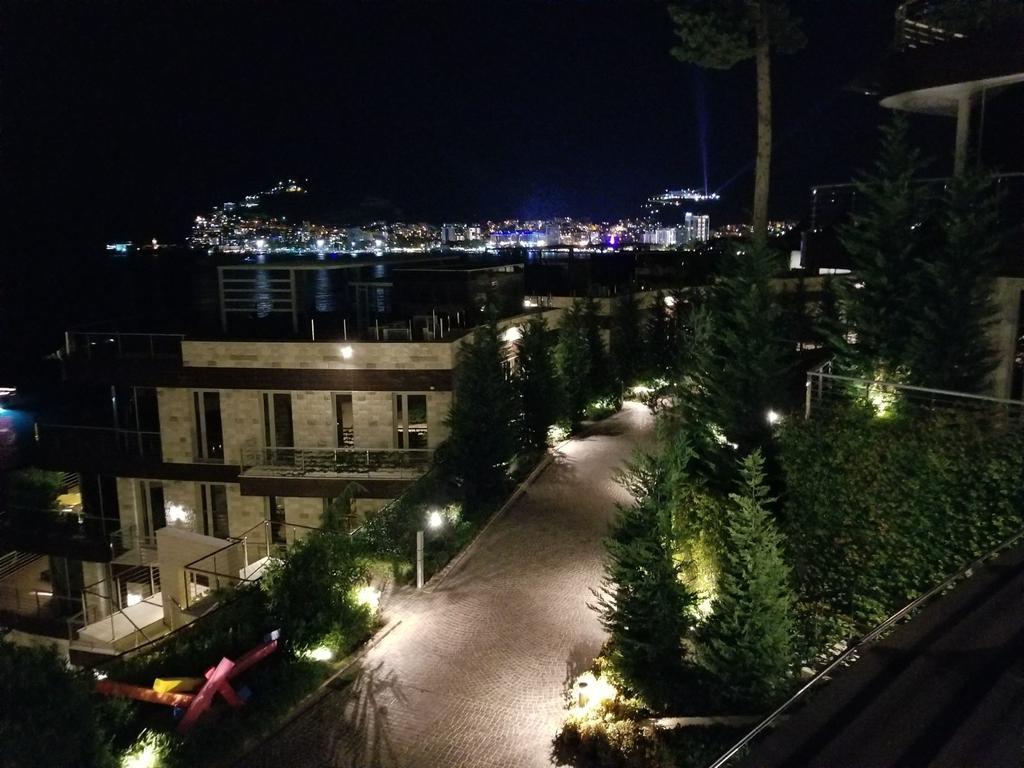 Duklej Apartment Lux Budva Eksteriør billede